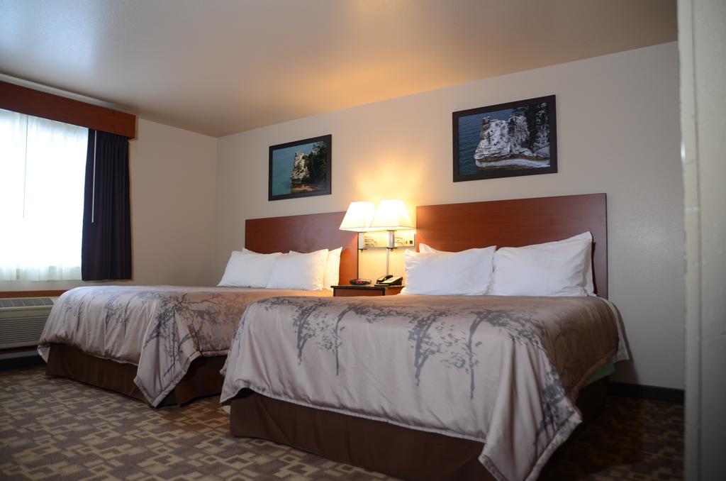 North Star Hotel Pictured Rocks Мунизинг Экстерьер фото